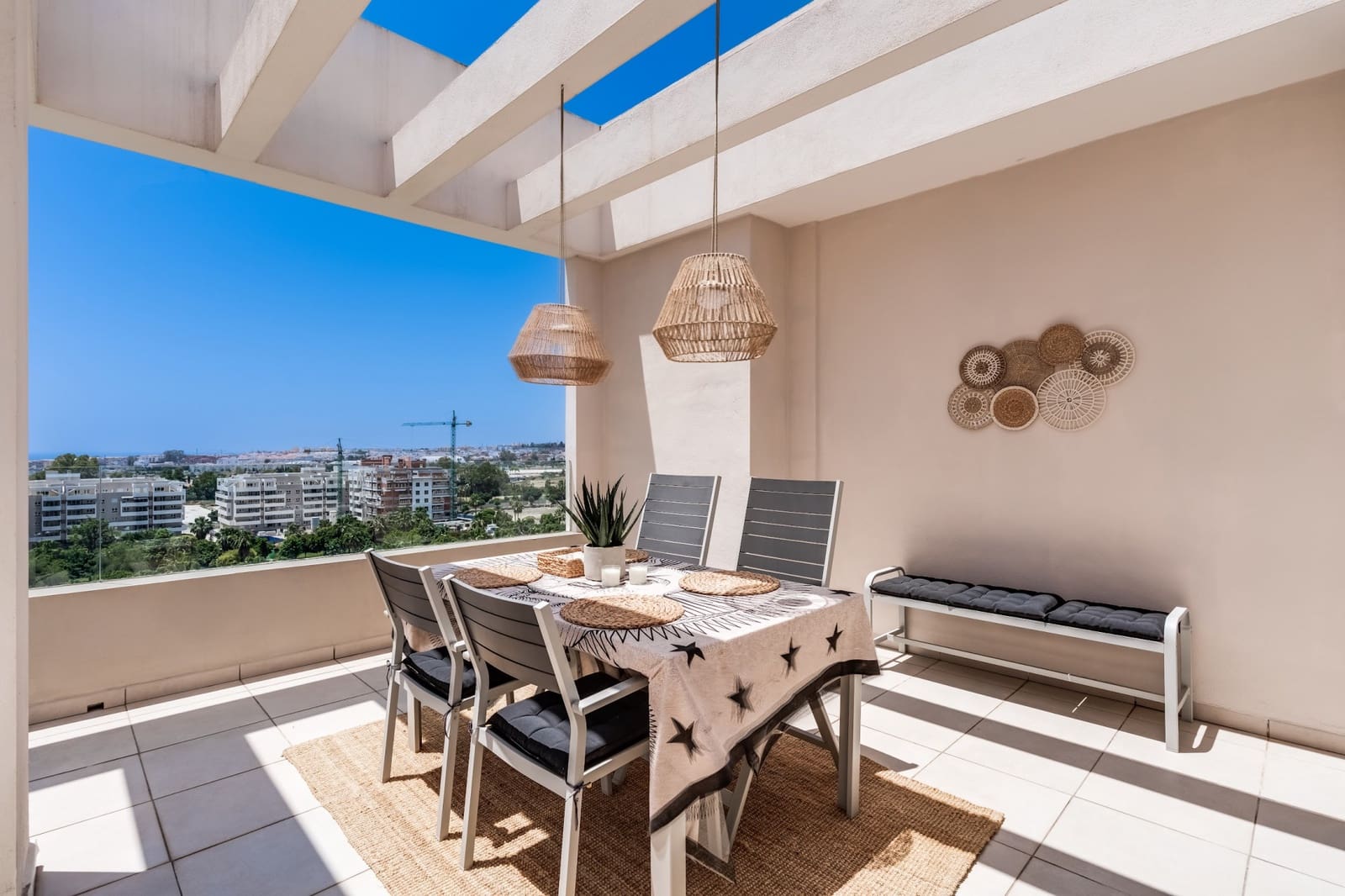 2 bedroom Penthouse for sale in Nueva Andalucia with pool garage - € 529,000 (Ref: 9062303)