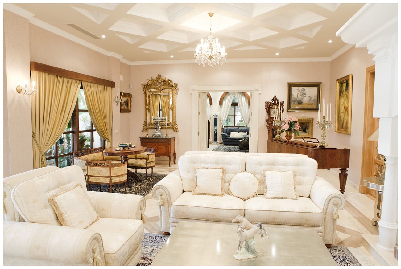 6 sypialnia Willa na sprzedaż w Nueva Andalucia z basenem garażem - 7 500 000 € (Ref: 9075050)