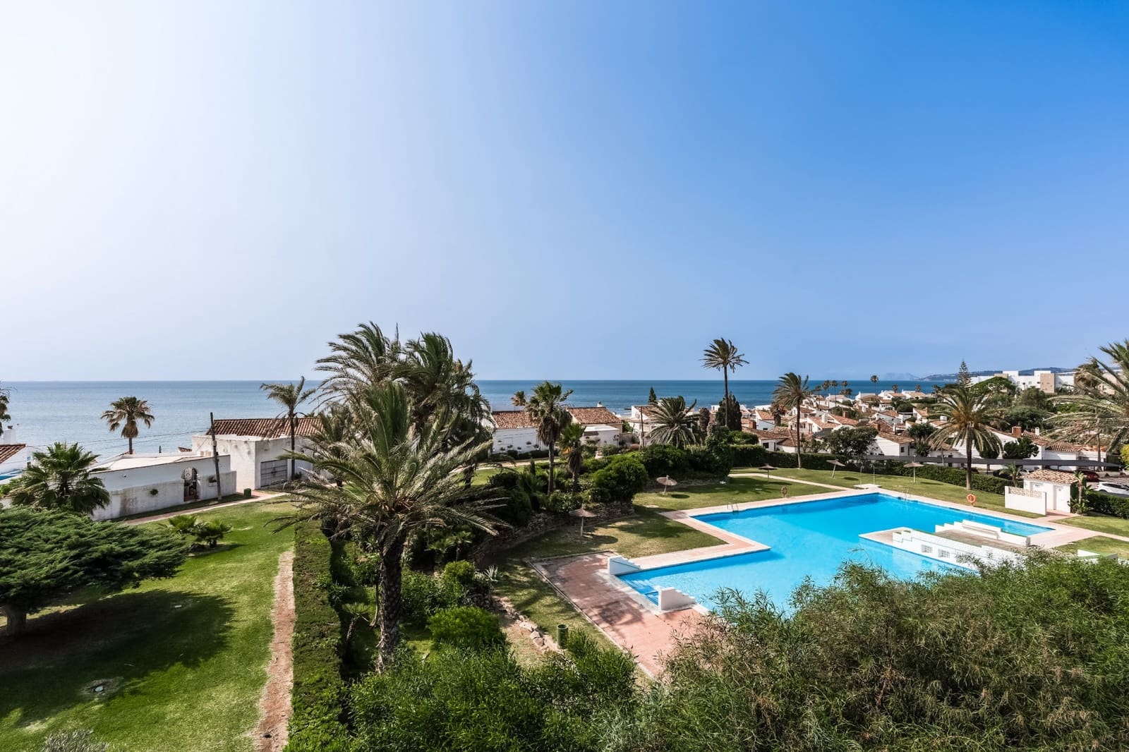 3 Zimmer Penthouse zu verkaufen in Bahia Dorada mit Pool Garage - 1.200.000 € (Ref: 9081471)