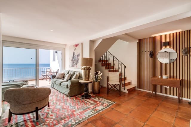 3 quarto Penthouse para venda em Bahía Dorada, Estepona com piscina garagem - 1 200 000 € (Ref: 9081471)