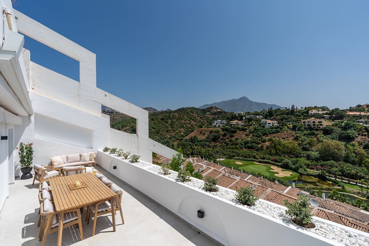 3 sovrum Lägenhet till salu i La Quinta med pool garage - 995 000 € (Ref: 9099058)