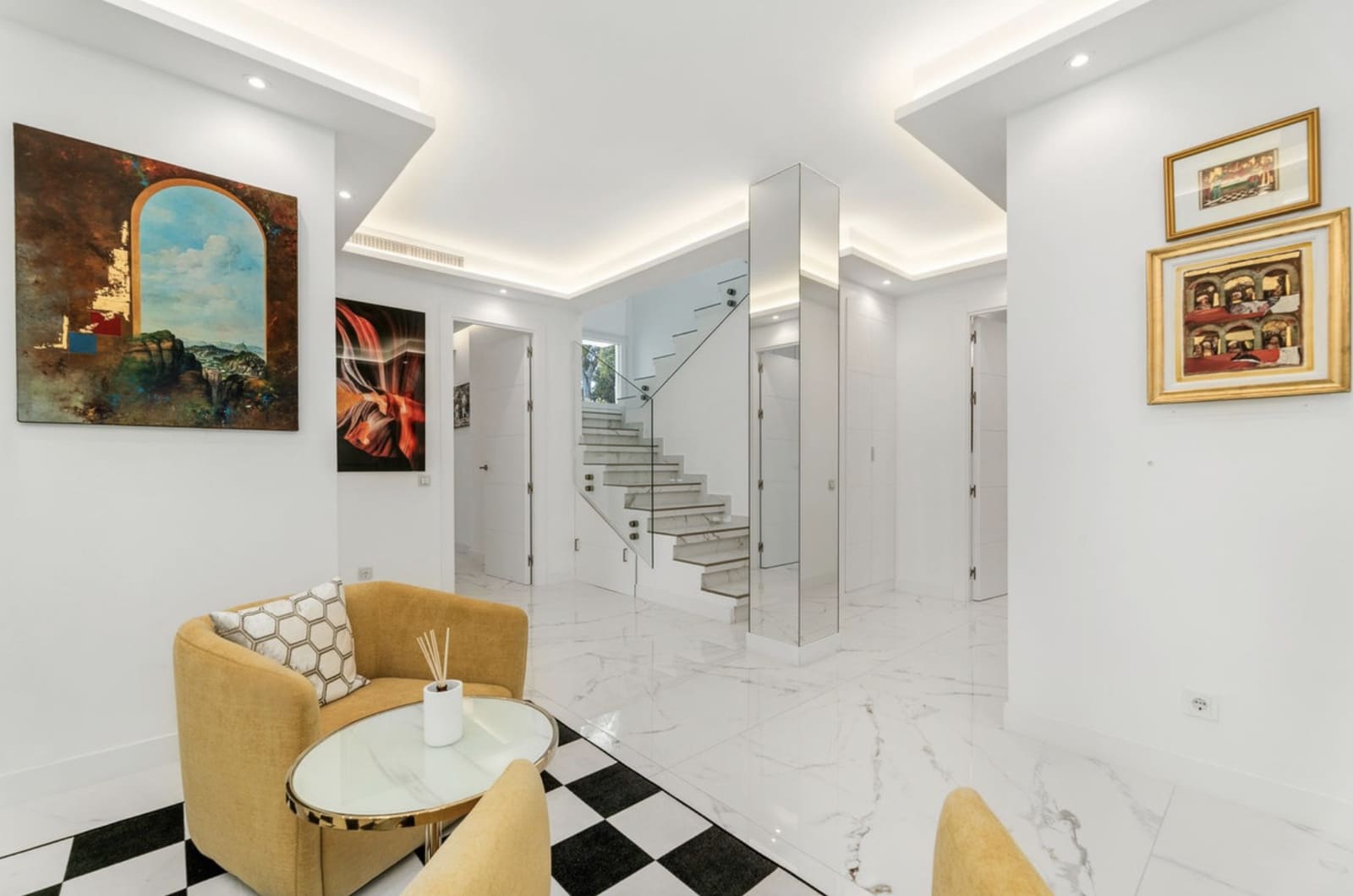 4 slaapkamer Penthouse te koop in Puerto Banus met zwembad garage - € 3.200.000 (Ref: 9100687)