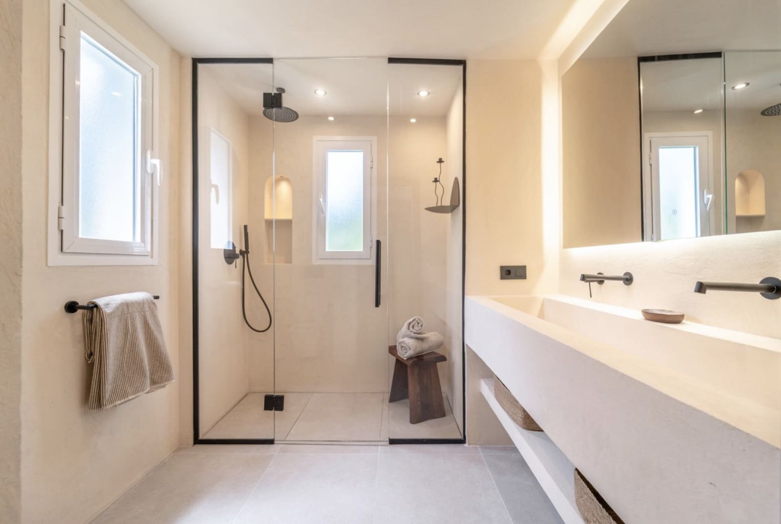 3 quarto Penthouse para venda em Benahavis com piscina garagem - 1 095 000 € (Ref: 9100688)