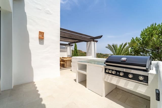 3 quarto Penthouse para venda em Benahavís com piscina garagem - 1 095 000 € (Ref: 9100688)