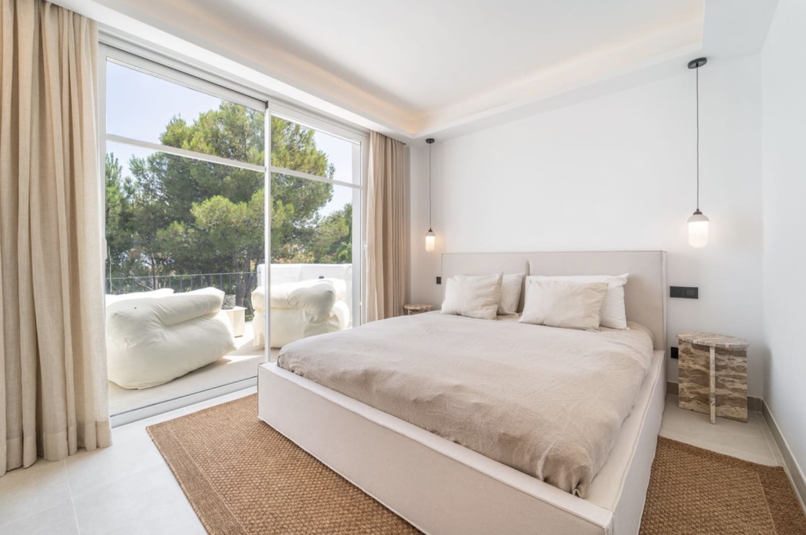 3 quarto Penthouse para venda em Benahavis com piscina garagem - 1 095 000 € (Ref: 9100688)