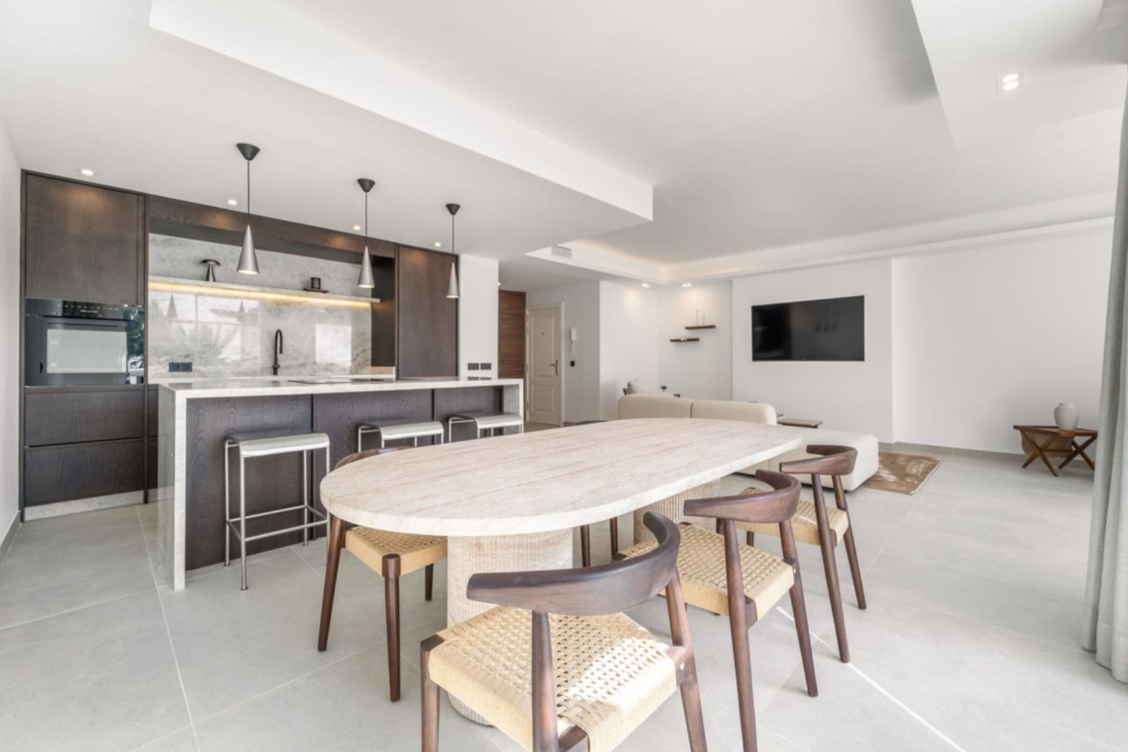 3 quarto Penthouse para venda em Benahavis com piscina garagem - 1 095 000 € (Ref: 9100688)