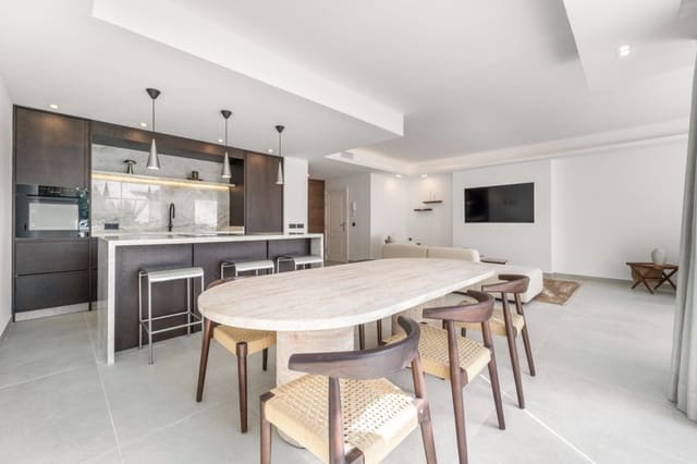 3 quarto Penthouse para venda em Benahavís com piscina garagem - 1 095 000 € (Ref: 9100688)