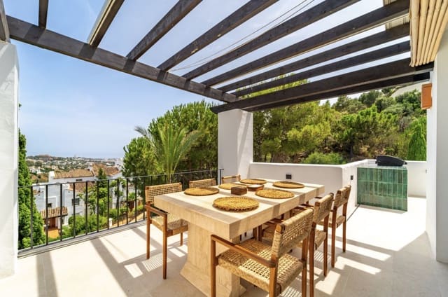 3 quarto Penthouse para venda em Benahavís com piscina garagem - 1 095 000 € (Ref: 9100688)