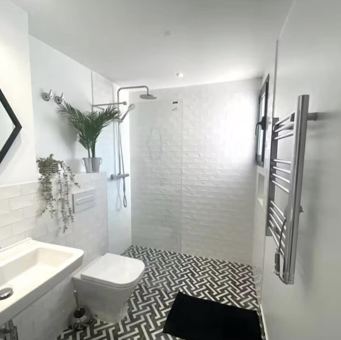 Chalet de 6 habitaciones en Marbella en venta con piscina - 1.400.000 € (Ref: 9100690)