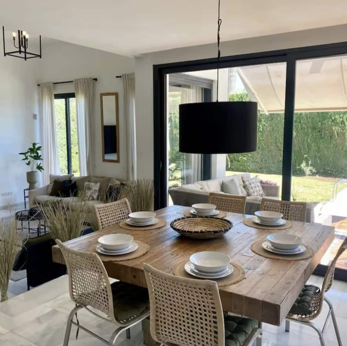 Chalet de 6 habitaciones en Marbella en venta con piscina - 1.400.000 € (Ref: 9100690)