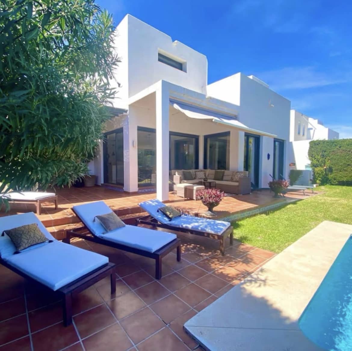 6 chambre Villa/Maison à vendre à Marbella avec piscine - 1 400 000 € (Ref: 9100690)