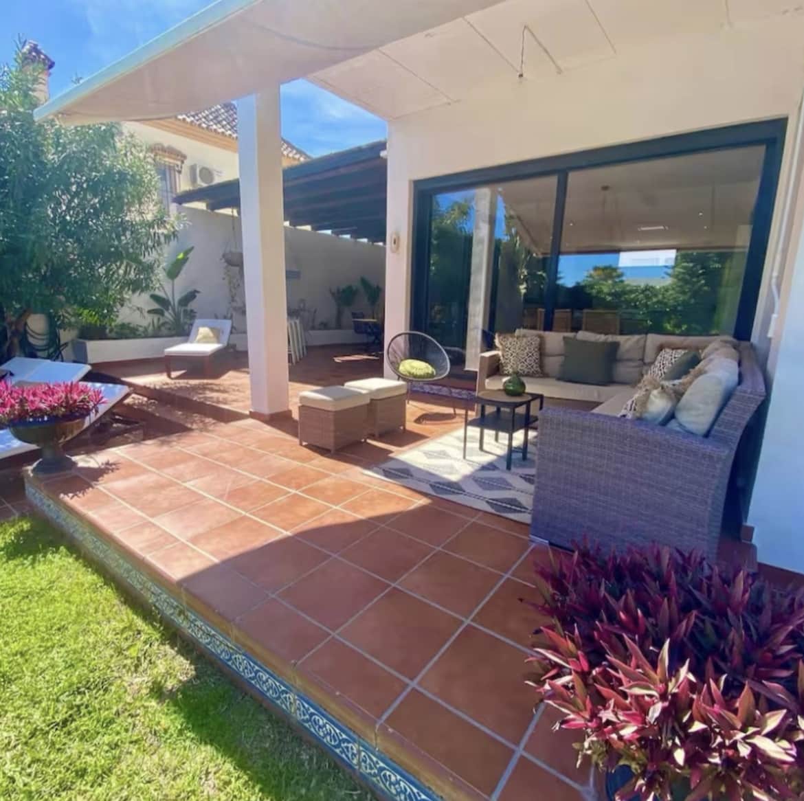 6 chambre Villa/Maison à vendre à Marbella avec piscine - 1 400 000 € (Ref: 9100690)