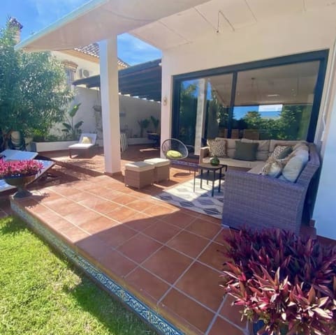 6 makuuhuone Huvila myytävänä paikassa Marbella mukana uima-altaan - 1 400 000 € (Ref: 9100690)