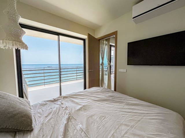 2 slaapkamer Appartement te koop in Marbella met zwembad - € 1.390.000 (Ref: 9100691)