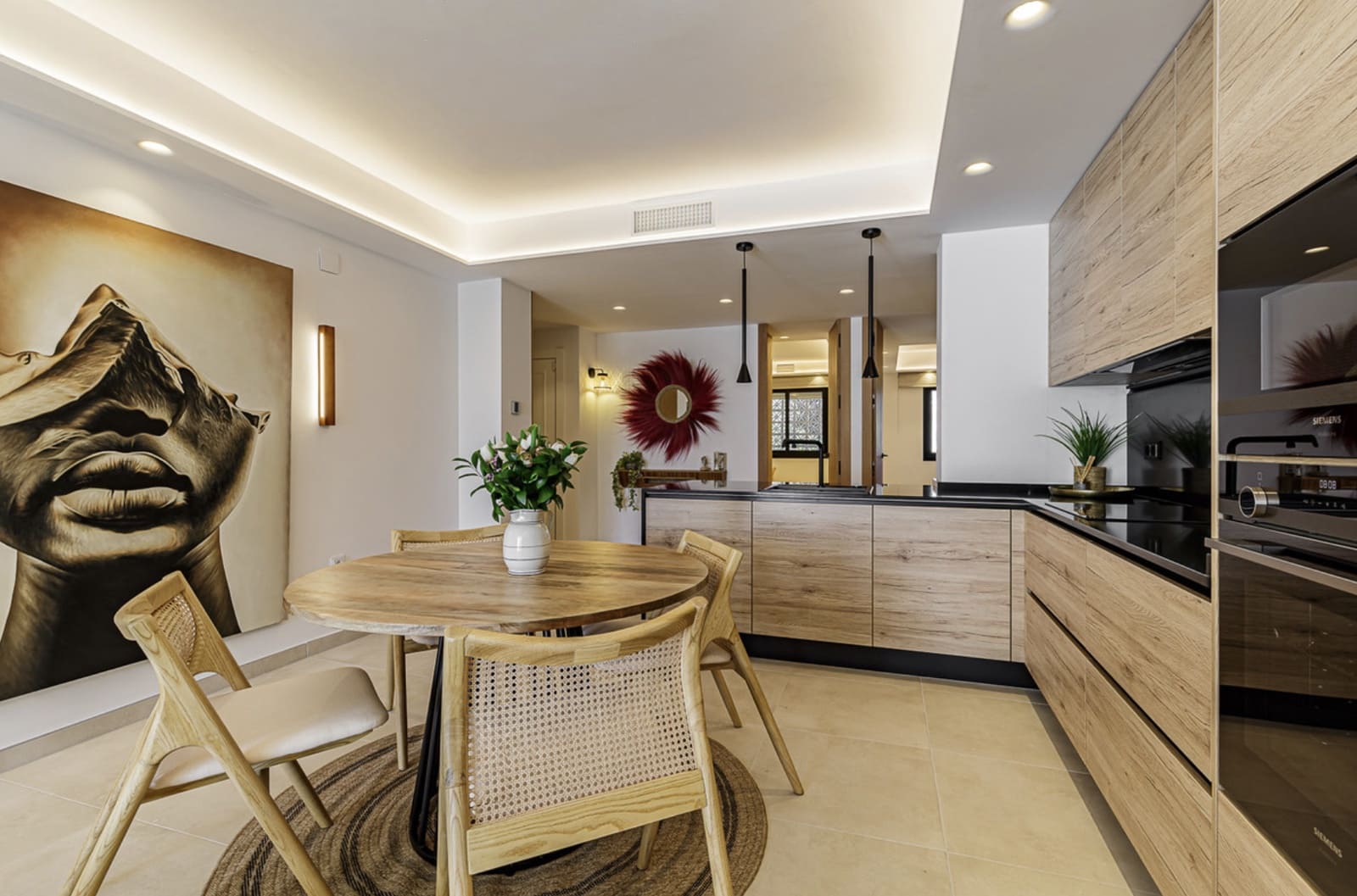 3 soveværelse Lejlighed til salg i Nueva Andalucia med swimmingpool garage - € 750.000 (Ref: 9100695)