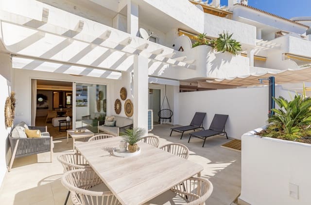3 sypialnia Apartament na sprzedaż w Nueva Andalucia, Marbella z basenem garażem - 750 000 € (Ref: 9100695)