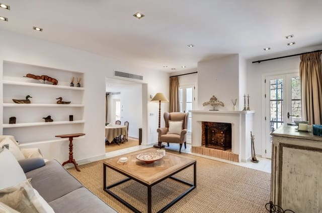 2 bedroom Apartment for sale in La Zagaleta, Benahavís with pool garage - € 1,299,000 (Ref: 9102834)