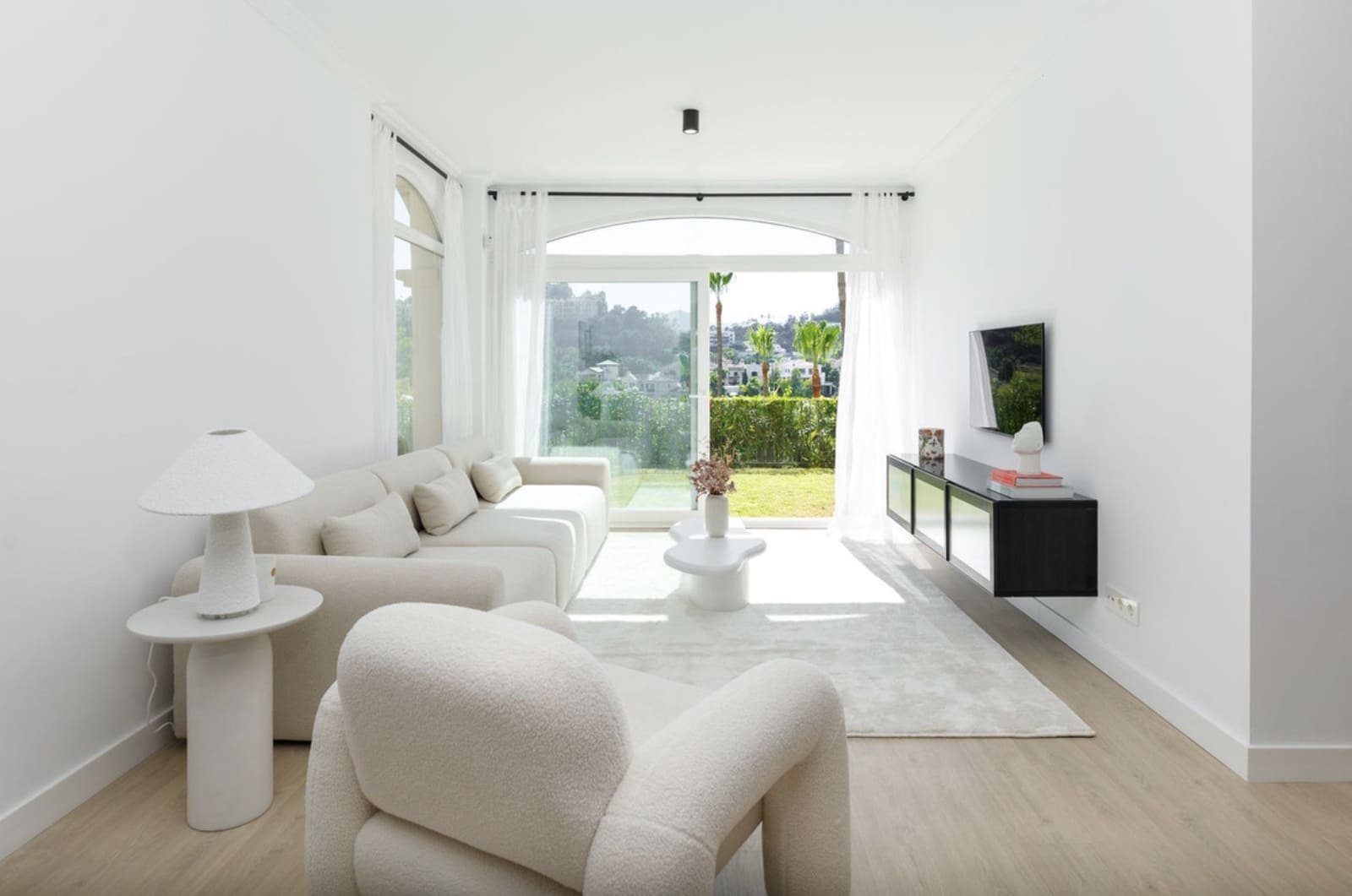 3 slaapkamer Appartement te koop in La Quinta met zwembad garage - € 590.000 (Ref: 9108635)