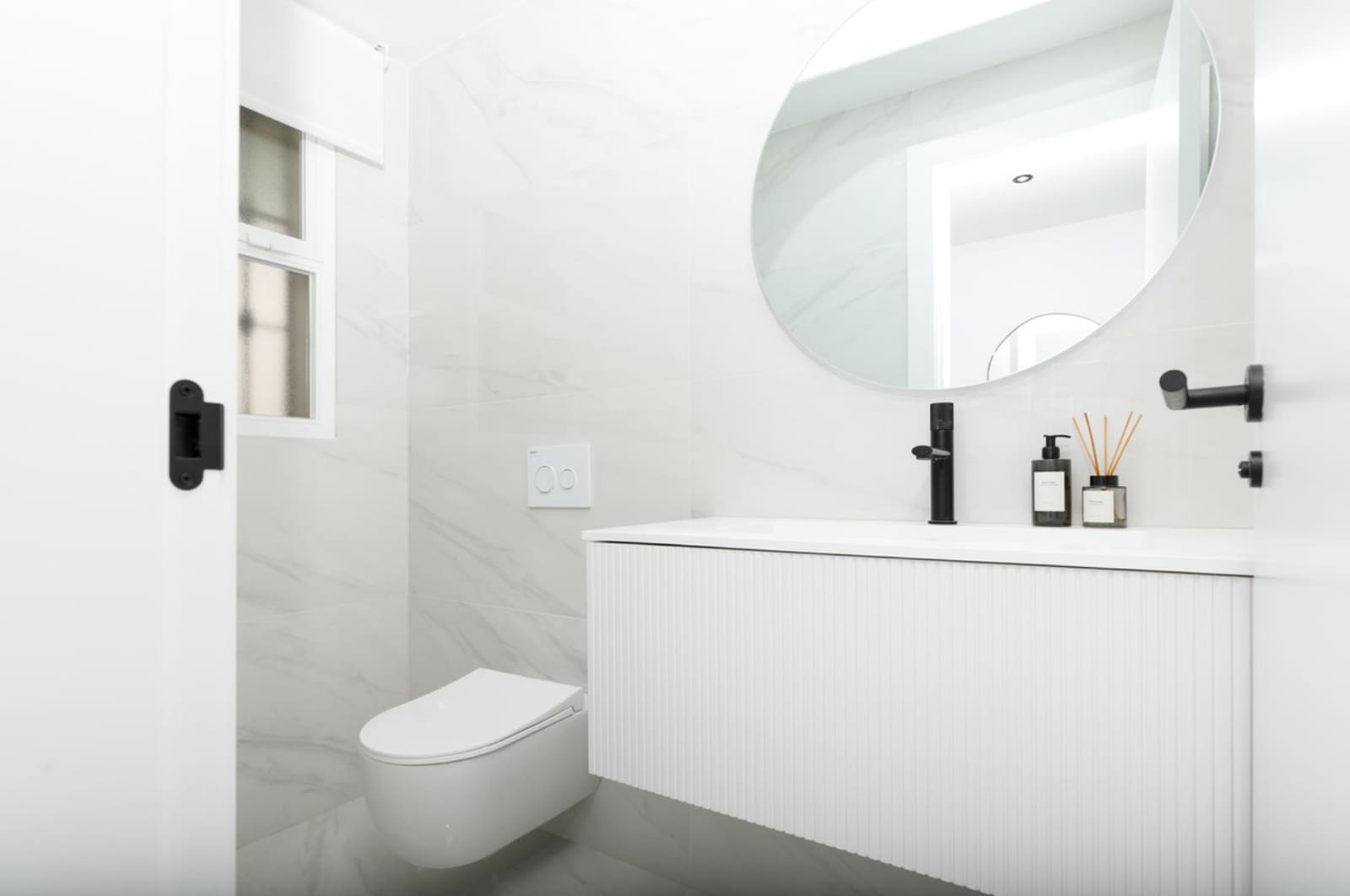 3 slaapkamer Appartement te koop in La Quinta met zwembad garage - € 590.000 (Ref: 9108635)