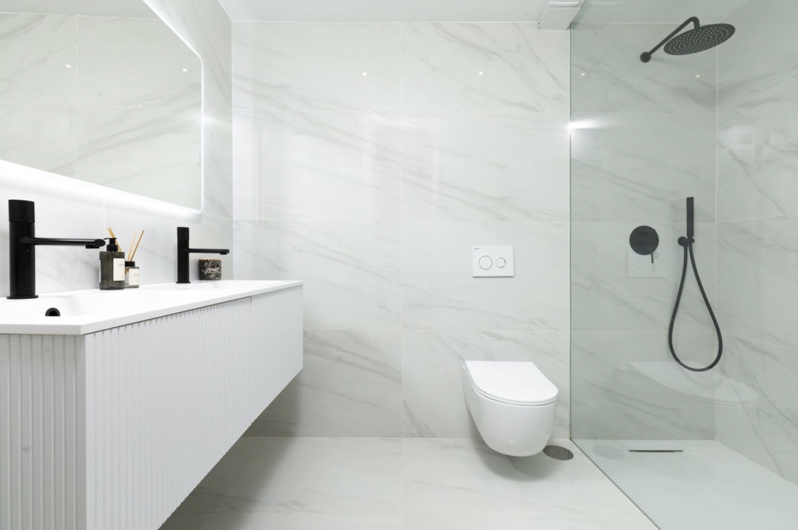 3 slaapkamer Appartement te koop in La Quinta met zwembad garage - € 590.000 (Ref: 9108635)