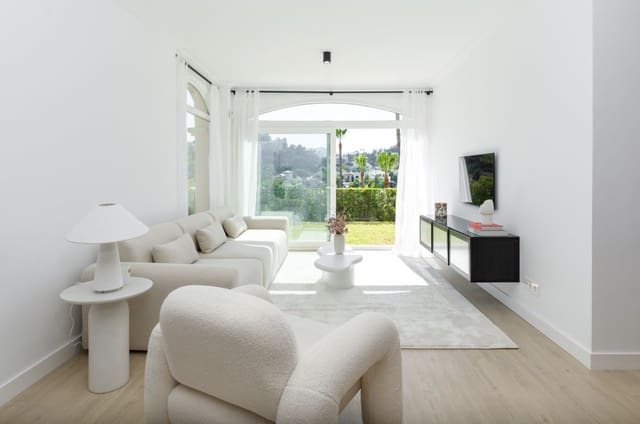 3 sypialnia Apartament na sprzedaż w La Quinta, Benahavís z basenem garażem - 590 000 € (Ref: 9108635)