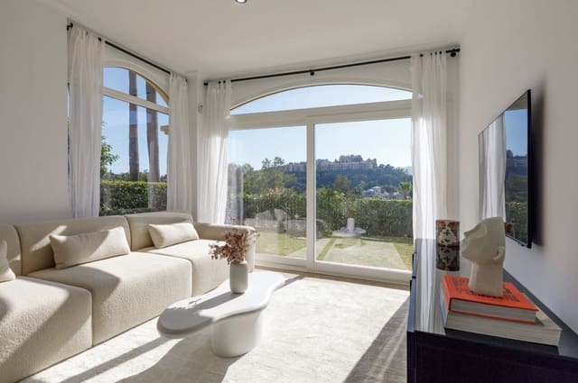 3 sypialnia Apartament na sprzedaż w La Quinta, Benahavís z basenem garażem - 590 000 € (Ref: 9108635)