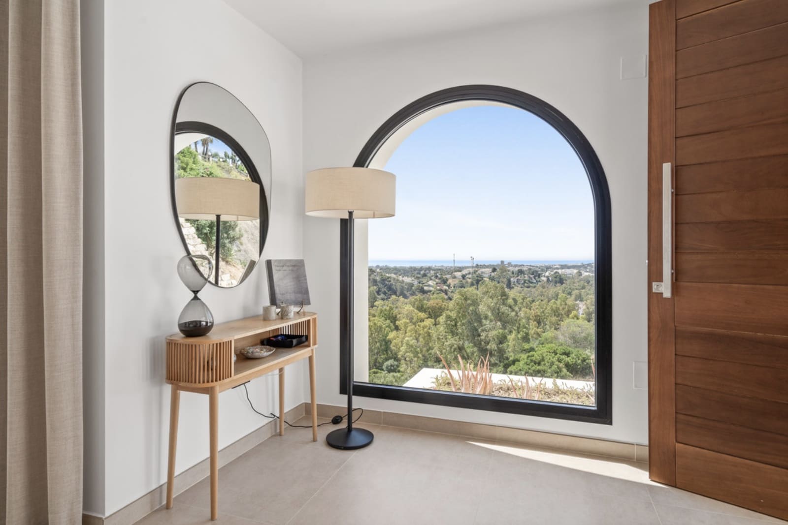 Chalet de 5 habitaciones en Nueva Andalucia en venta con piscina garaje - 4.950.000 € (Ref: 9108636)