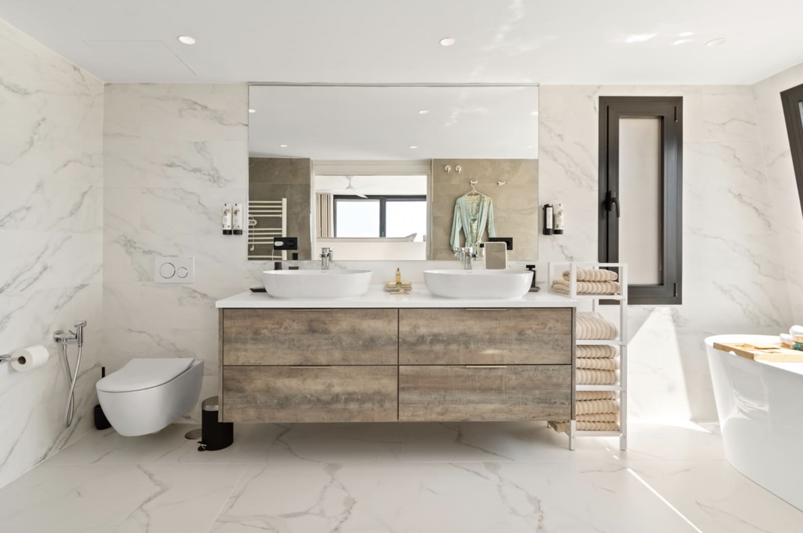 Chalet de 5 habitaciones en Nueva Andalucia en venta con piscina garaje - 4.950.000 € (Ref: 9108636)