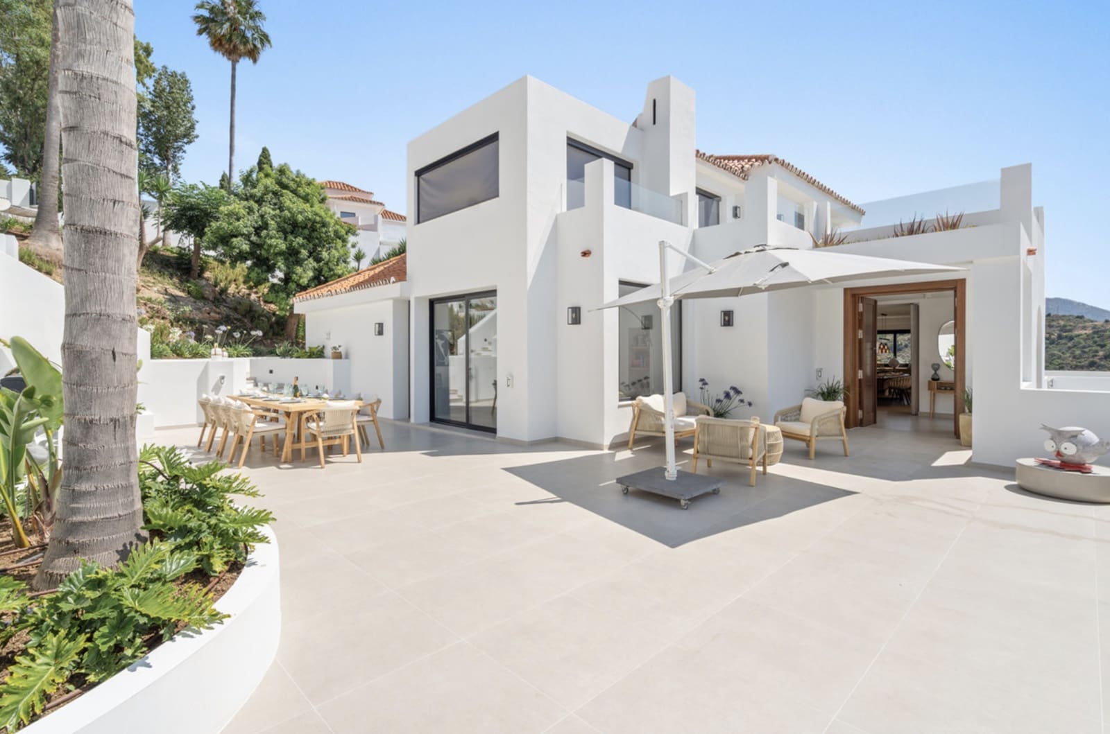 Chalet de 5 habitaciones en Nueva Andalucia en venta con piscina garaje - 4.950.000 € (Ref: 9108636)