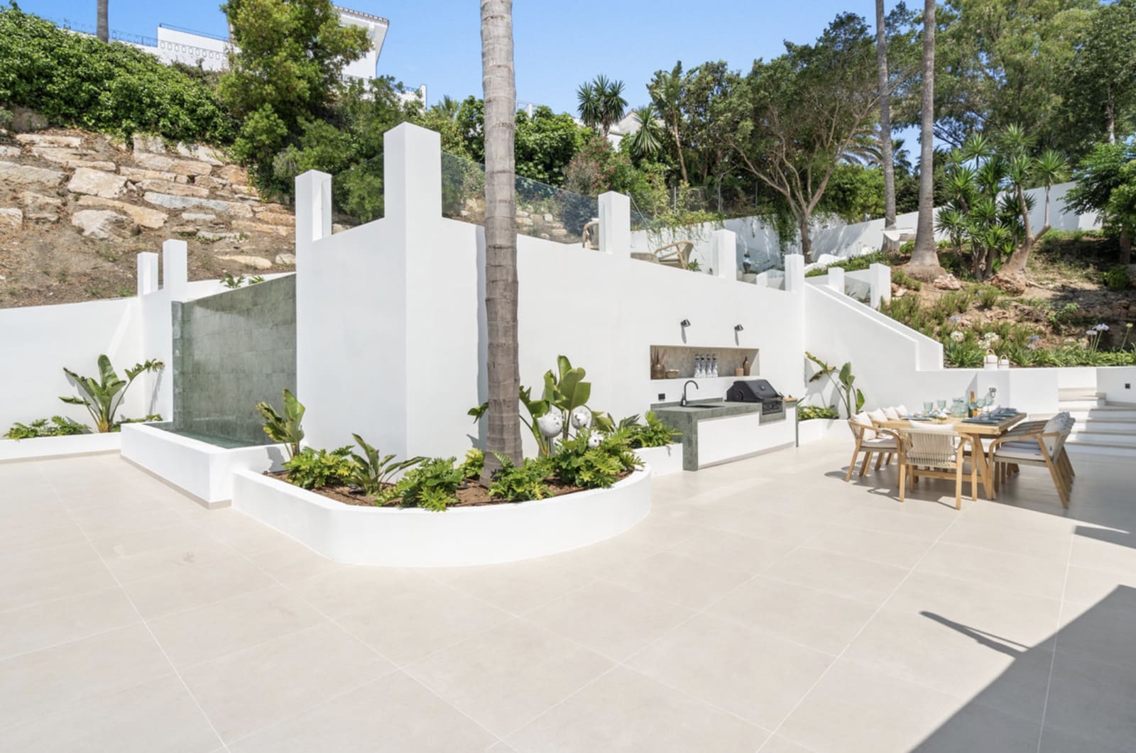 5 camera da letto Villa in vendita in Nueva Andalucia con piscina garage - 4.950.000 € (Rif: 9108636)
