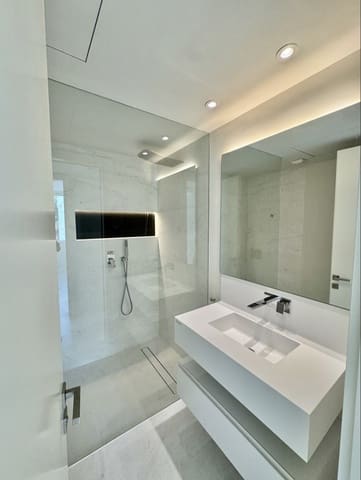 2 slaapkamer Appartement te koop in Marbella met zwembad garage - € 799.000 (Ref: 9110258)