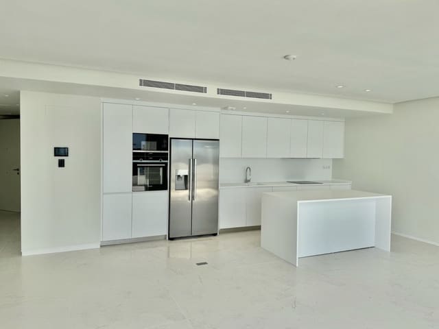 2 slaapkamer Appartement te koop in Marbella met zwembad garage - € 799.000 (Ref: 9110258)