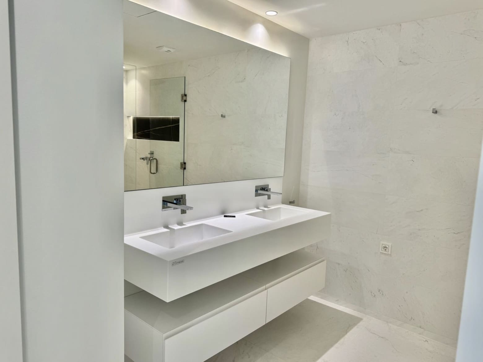 2 soveværelse Lejlighed til salg i Marbella med swimmingpool garage - € 799.000 (Ref: 9110258)