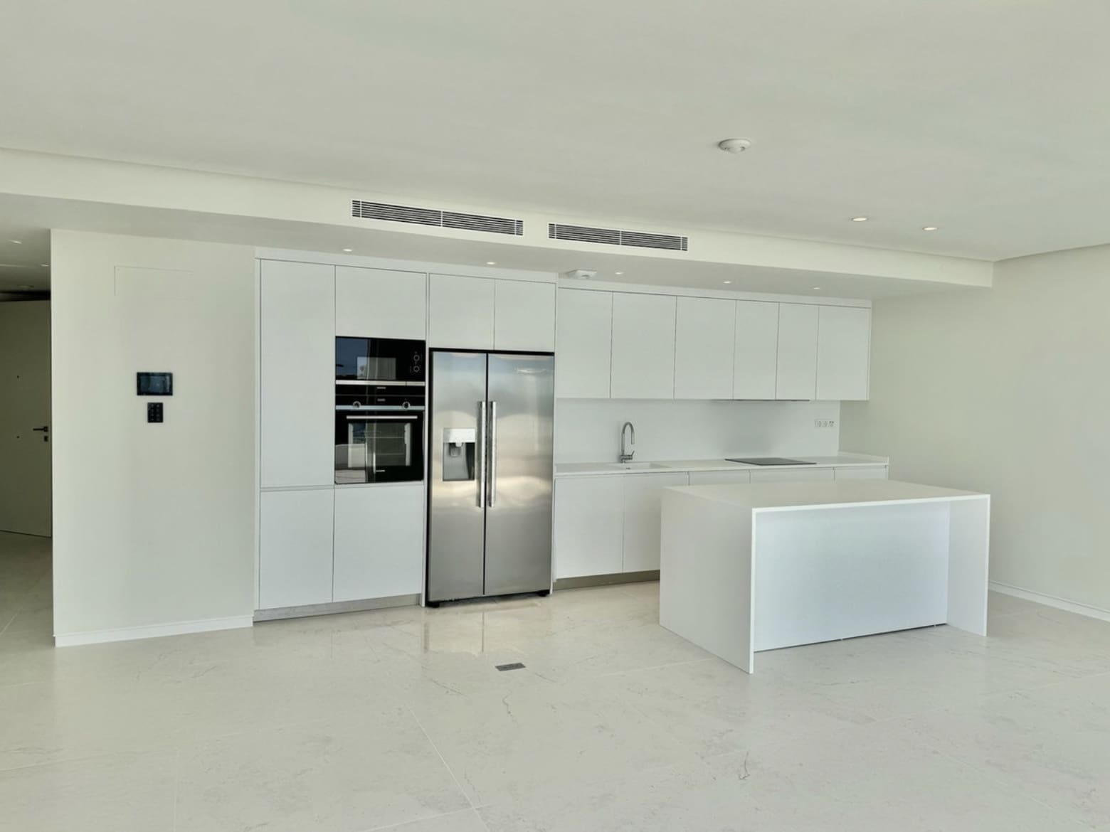 2 soveværelse Lejlighed til salg i Marbella med swimmingpool garage - € 799.000 (Ref: 9110258)