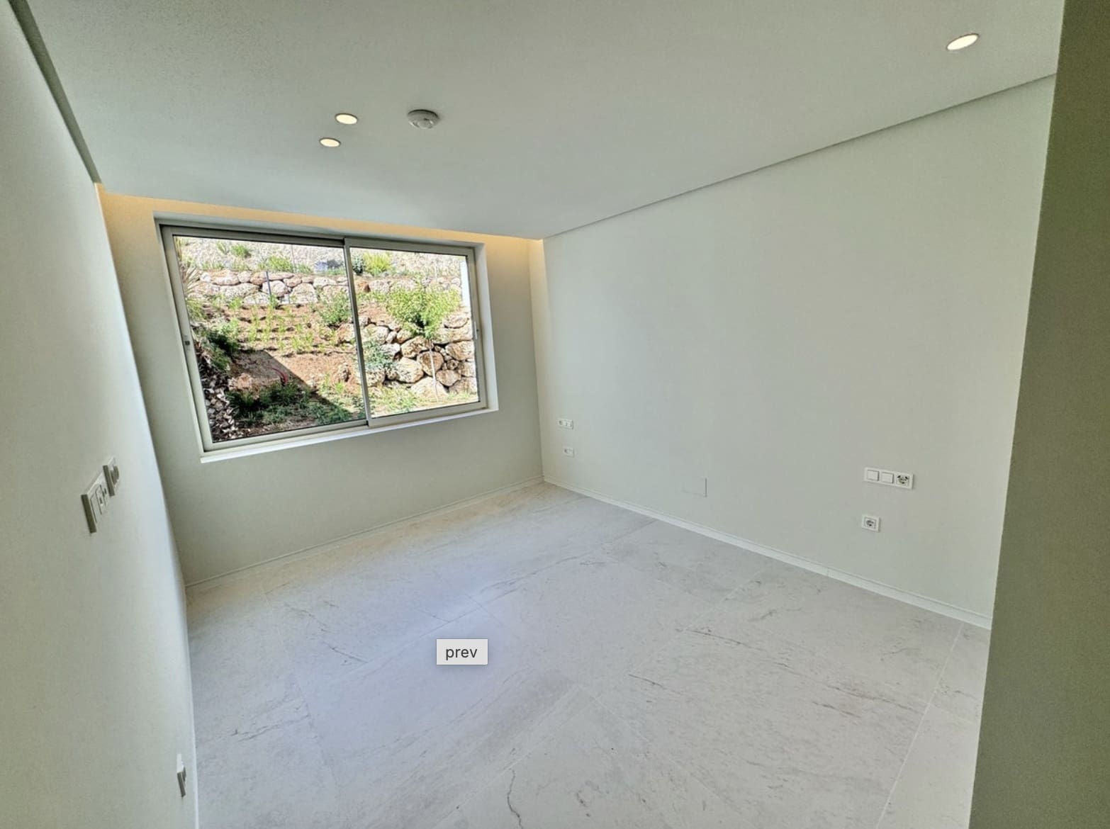 2 soveværelse Lejlighed til salg i Marbella med swimmingpool garage - € 799.000 (Ref: 9110258)