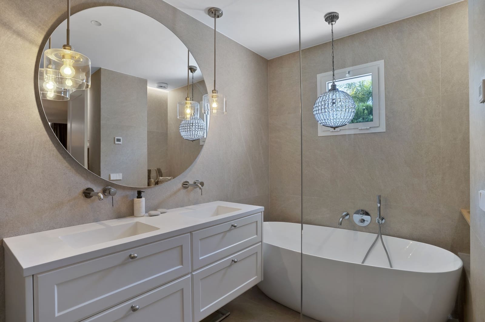 3 sovrum Hus till salu i Marbella med pool garage - 1 995 000 € (Ref: 9114085)