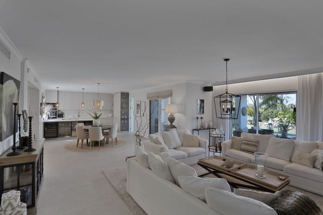 3 sovrum Hus till salu i Los Naranjos, Marbella med pool garage - 1 995 000 € (Ref: 9114085)