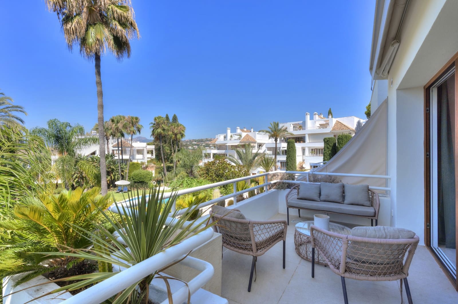 3 sovrum Hus till salu i Marbella med pool garage - 1 995 000 € (Ref: 9114085)