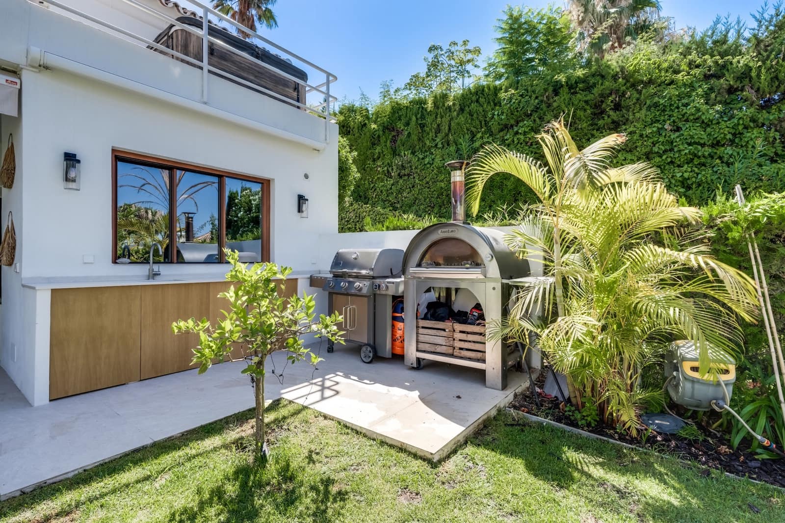 3 sovrum Hus till salu i Marbella med pool garage - 1 995 000 € (Ref: 9114085)