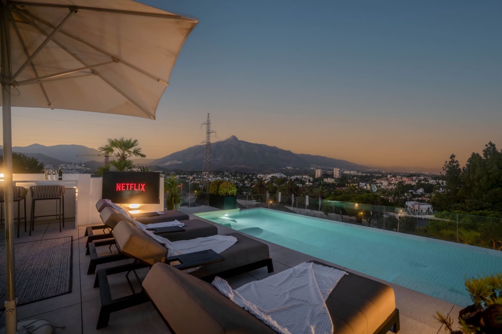 3 chambre Villa/Maison à vendre à Marbella avec piscine garage - 4 495 000 € (Ref: 9128209)