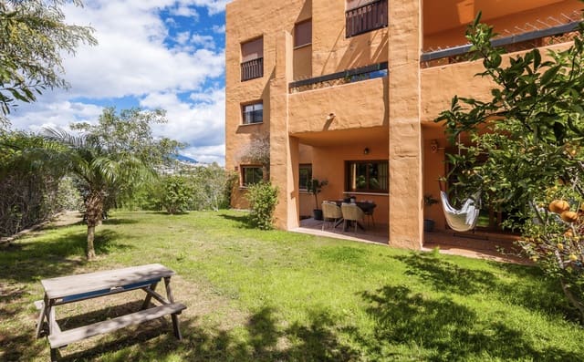 Apartamento de 3 habitaciones en Benahavís en venta con piscina garaje - 795.000 € (Ref: 9132314)