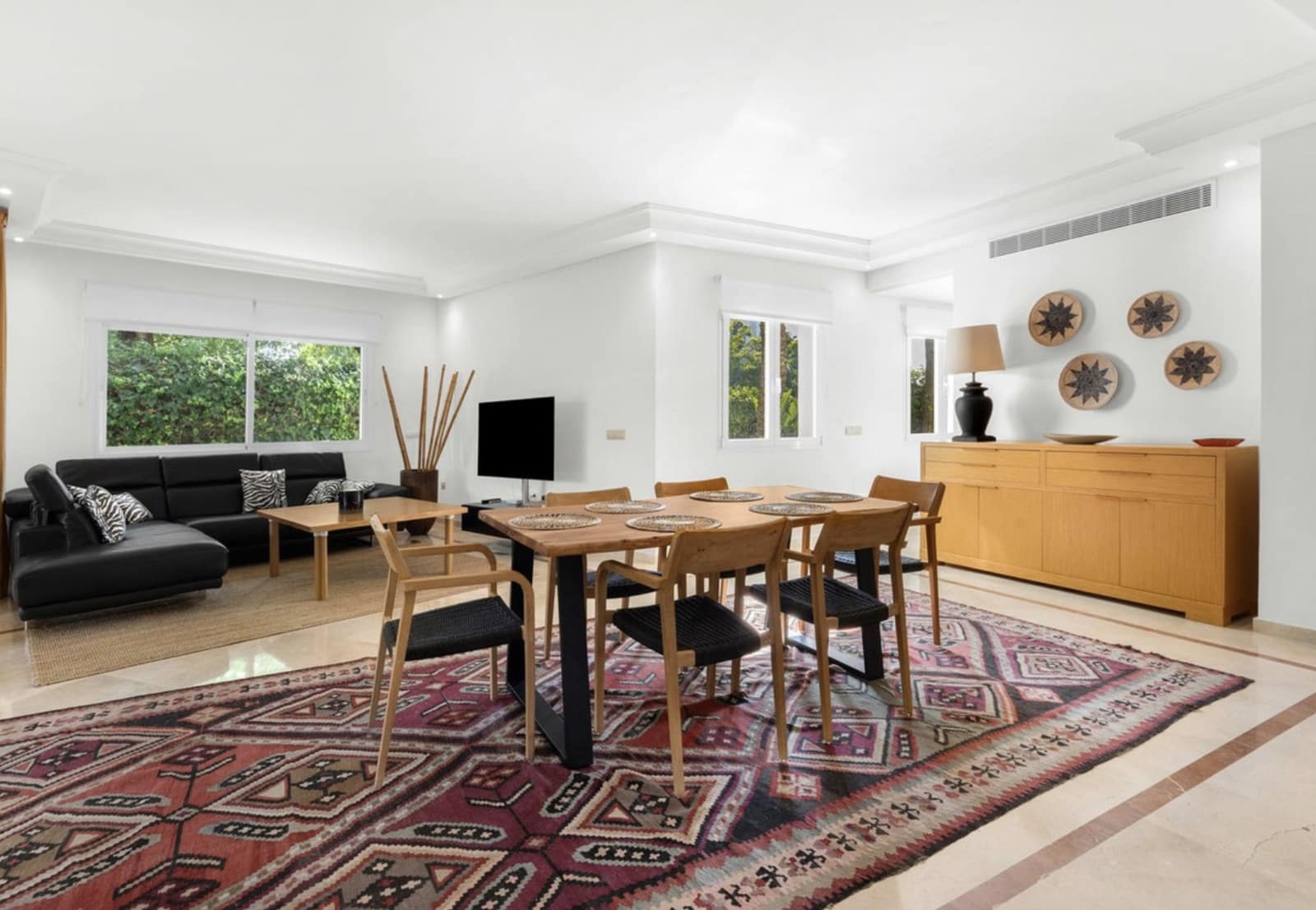 3 sypialnia Apartament na sprzedaż w Puerto Banus z basenem garażem - 1 200 000 € (Ref: 9134409)