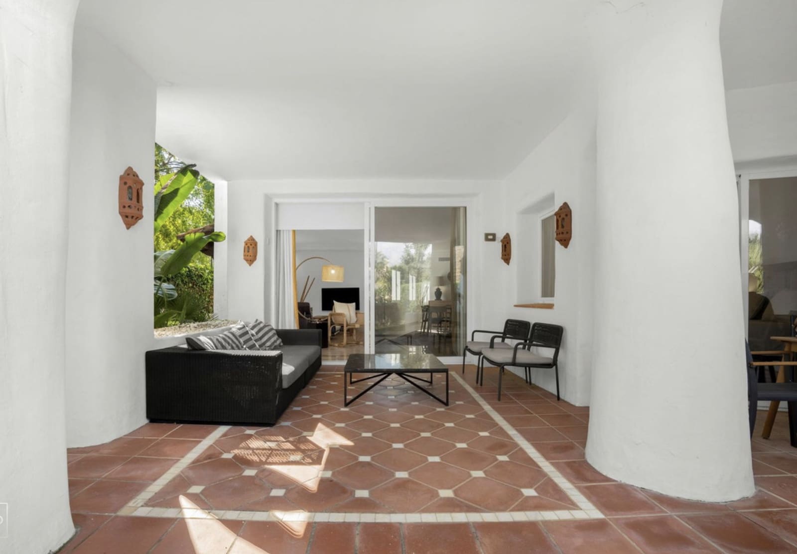 3 soveværelse Lejlighed til salg i Puerto Banus med swimmingpool garage - € 1.200.000 (Ref: 9134409)