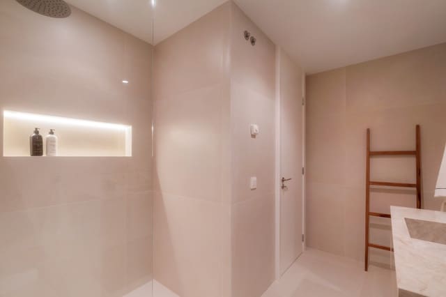 3 chambre Penthouse à vendre à La Quinta, Benahavís avec piscine garage - 1 495 000 € (Ref: 9153881)