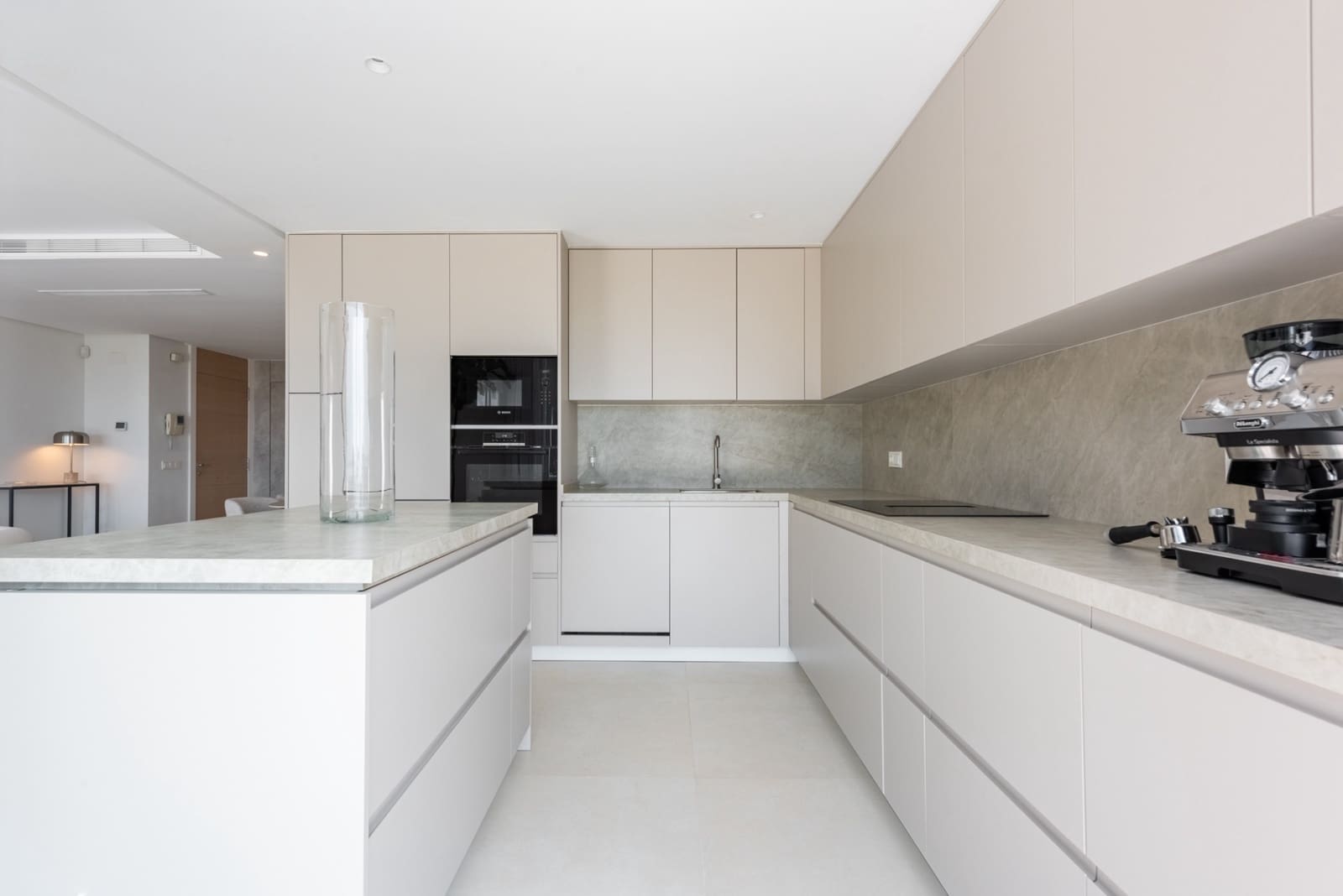 3 chambre Penthouse à vendre à La Quinta avec piscine garage - 1 495 000 € (Ref: 9153881)