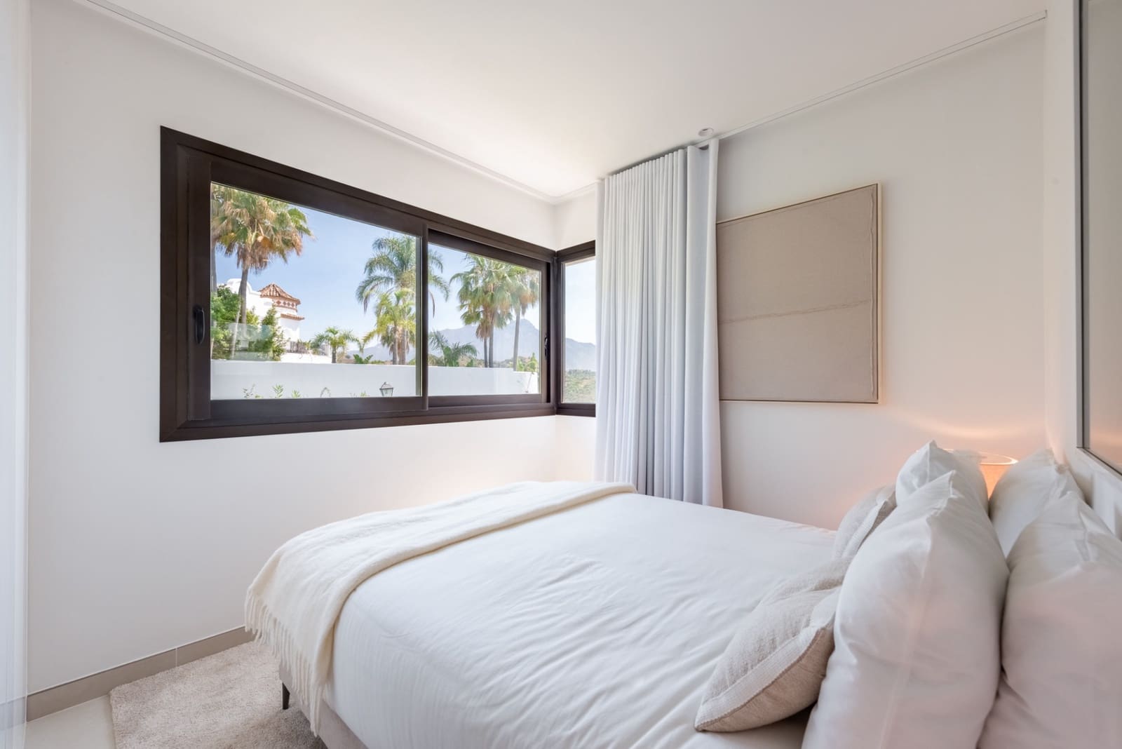 3 chambre Penthouse à vendre à La Quinta avec piscine garage - 1 495 000 € (Ref: 9153881)