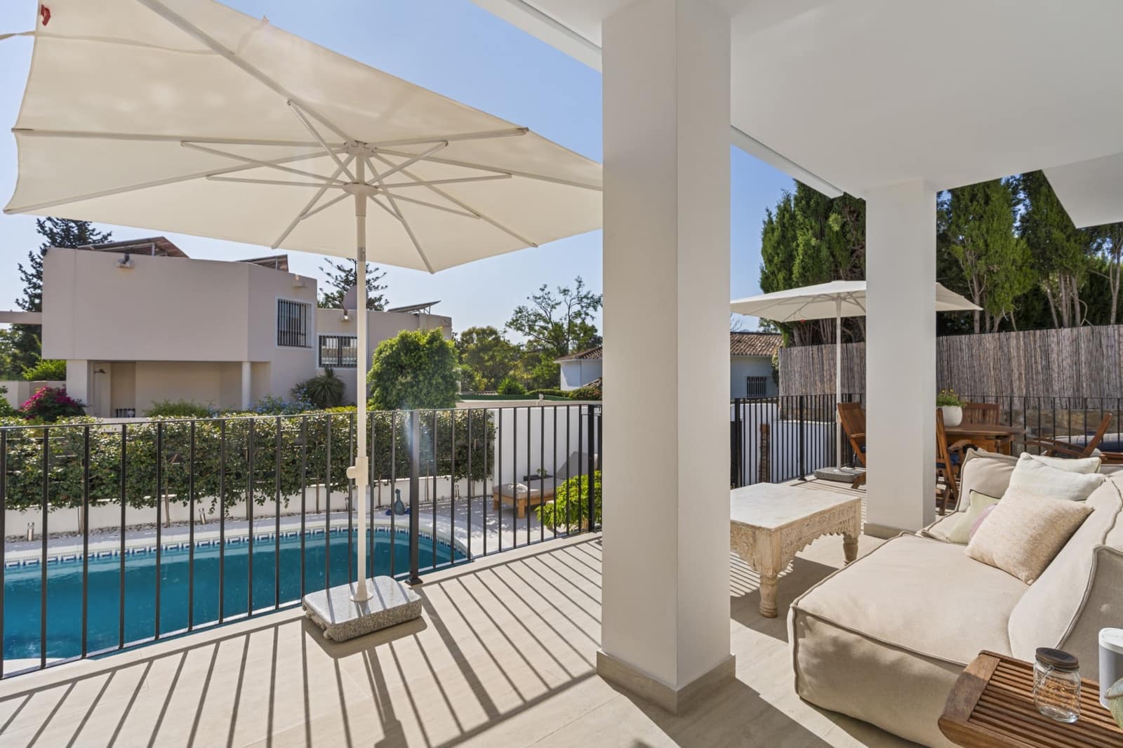 5 soveværelse Villa til salg i Guadalmina med swimmingpool garage - € 1.795.000 (Ref: 9159423)