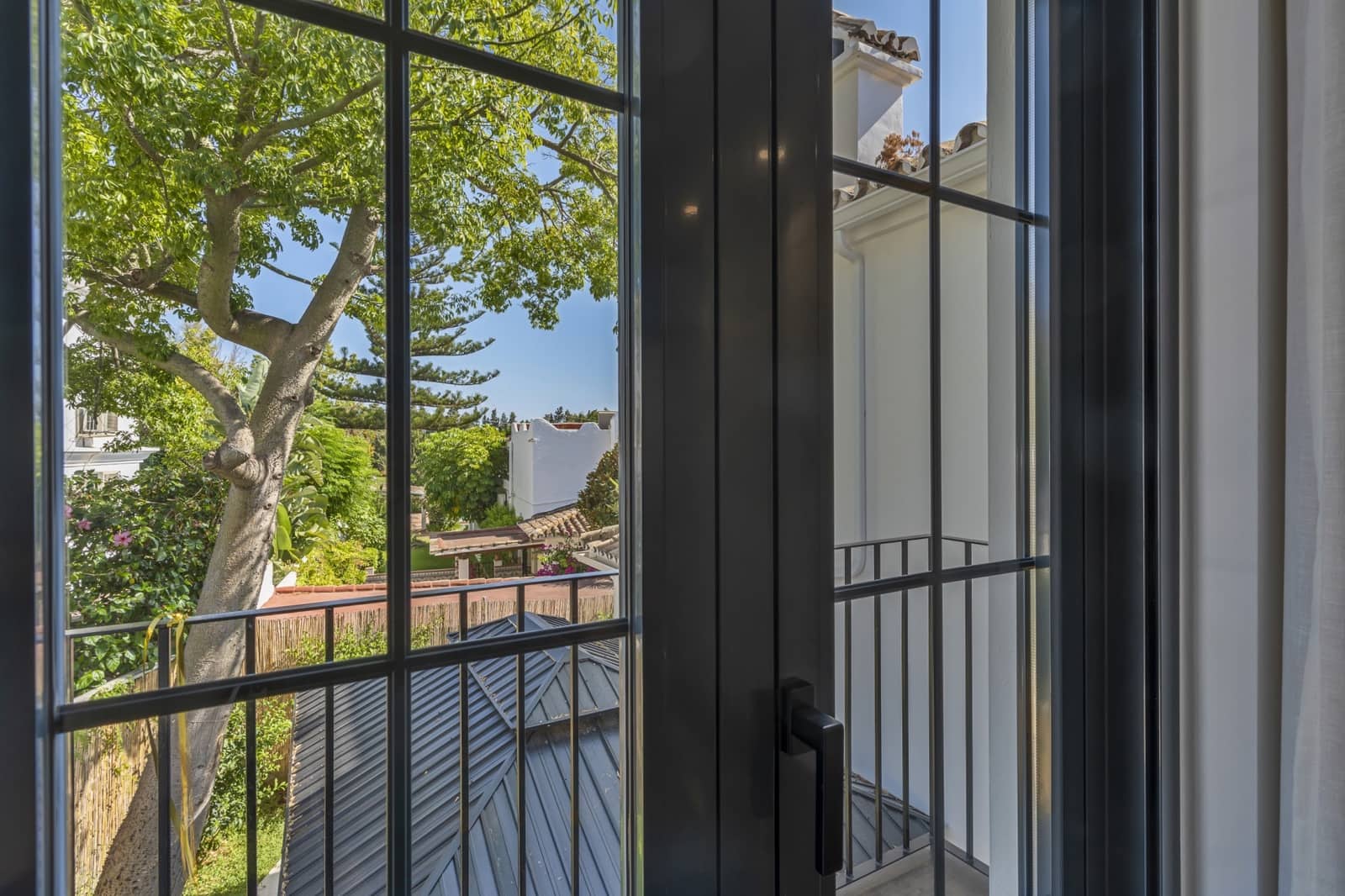 5 soveværelse Villa til salg i Guadalmina med swimmingpool garage - € 1.795.000 (Ref: 9159423)