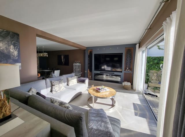 4 slaapkamer Huis te koop in Guadalmina Alta, Marbella met garage - € 860.000 (Ref: 9165735)