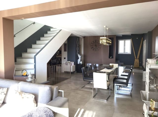 4 soverom Hus til salgs i Guadalmina Alta, Marbella med garasje - € 860 000 (Ref: 9165735)